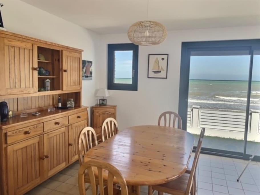 Villa De La Plage, Front De Mer, Juno Beach Bernières-sur-Mer 외부 사진