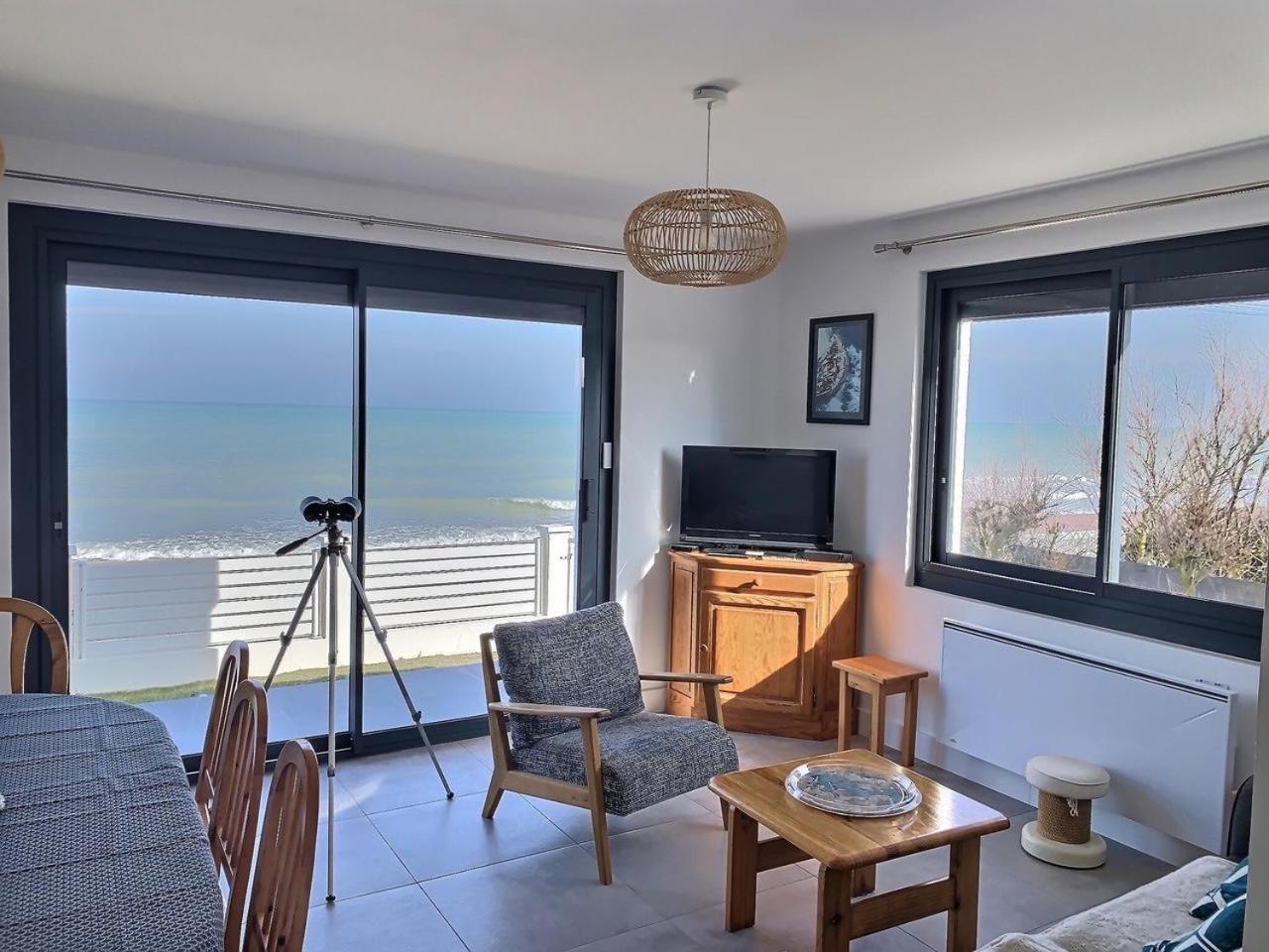 Villa De La Plage, Front De Mer, Juno Beach Bernières-sur-Mer 외부 사진
